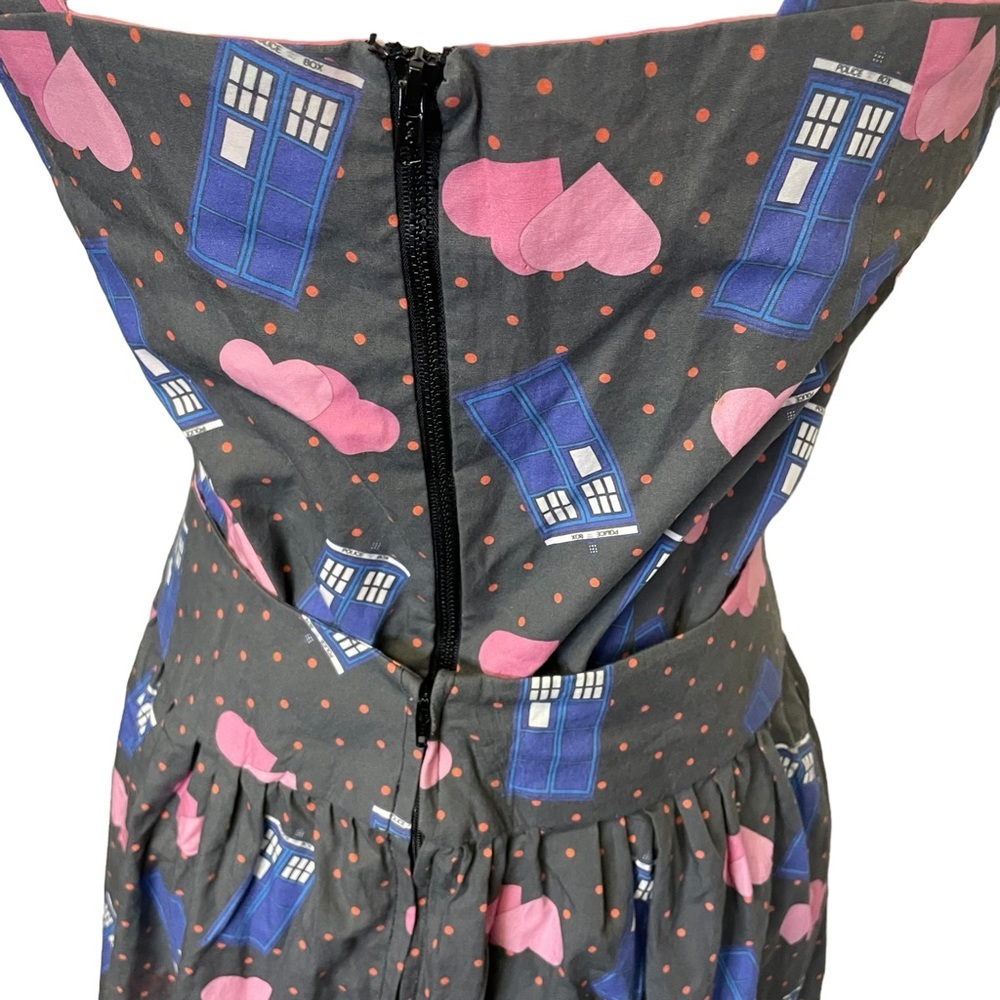 Dr. Who Handmade Heart Gray Retro Sweetheart Top & Skater Skirt Set - Picture 4 of 5